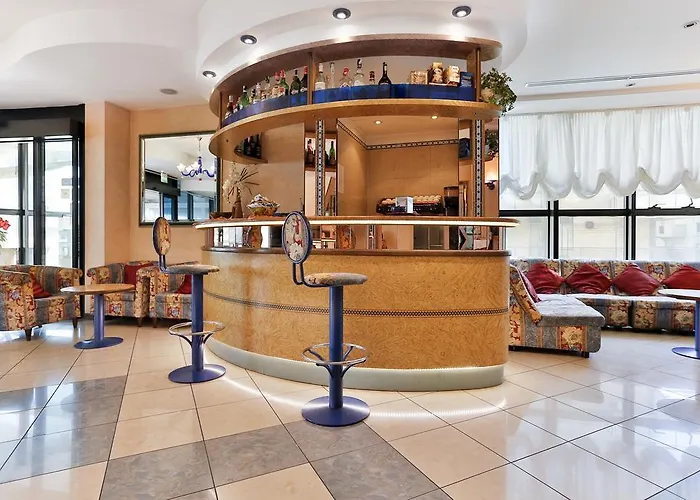 索乐布鲁酒店 3*